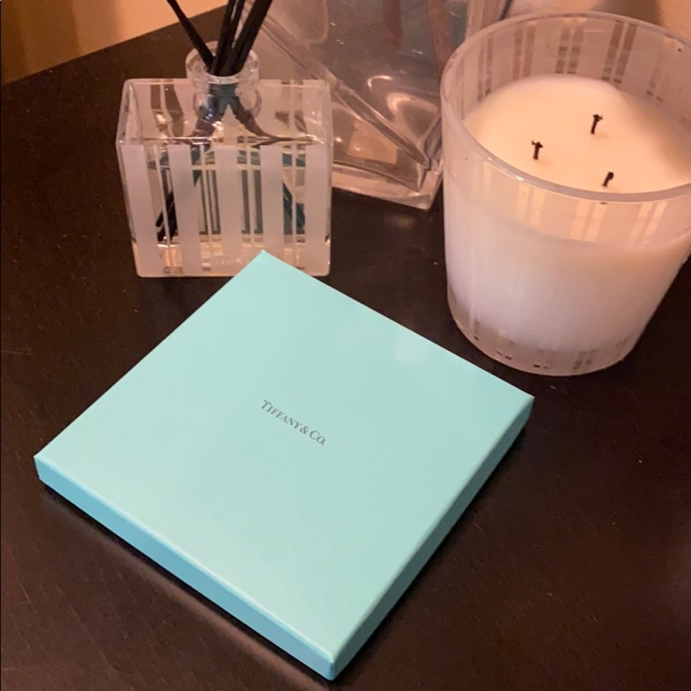 Tiffany’s thin box